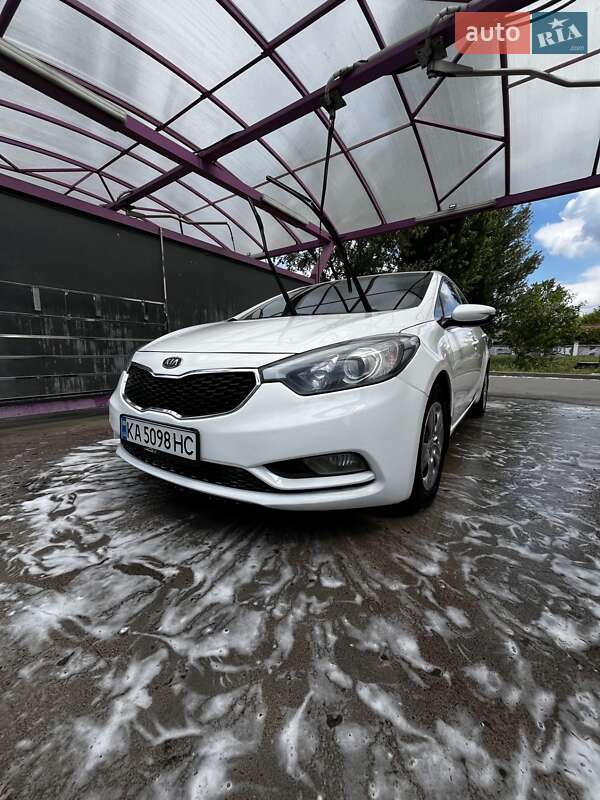 Седан Kia Forte 2016 в Киеве