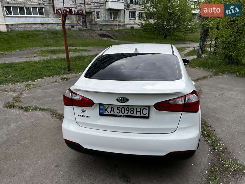 Седан Kia Forte 2016 в Киеве