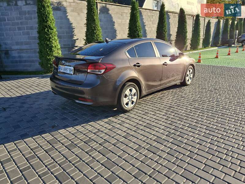 Седан Kia Forte 2017 в Кропивницком