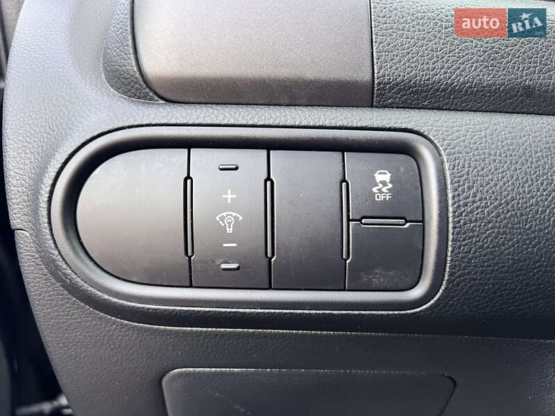 Седан Kia Forte 2018 в Киеве фото 22 Седан Kia Forte 2018 в Киеве