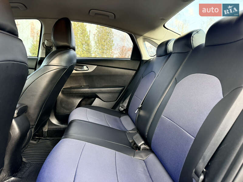 Седан Kia Forte 2018 в Кривом Роге