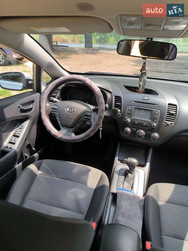 Седан Kia Forte 2015 в Кропивницком
