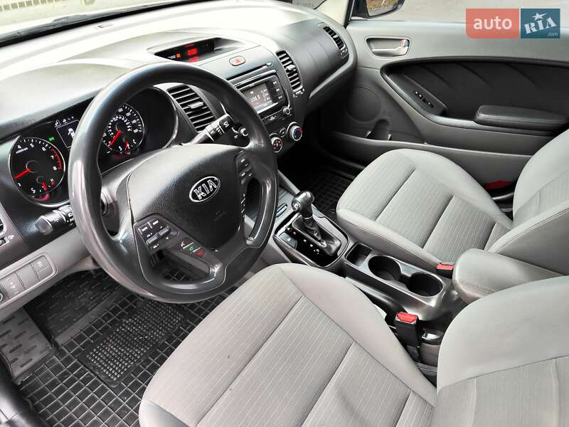 Седан Kia Forte 2016 в Киеве