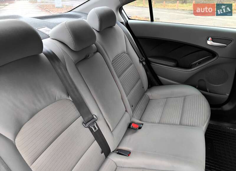 Седан Kia Forte 2016 в Киеве