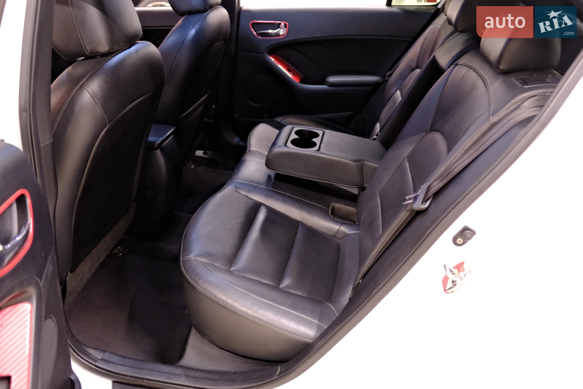 2017 Kia Forte - мініатюра 33