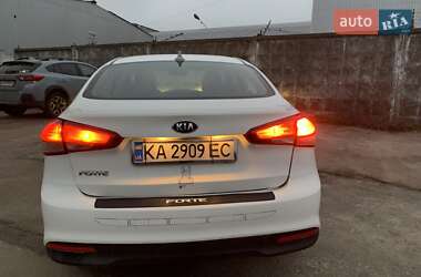 Седан Kia Forte 2016 в Києві
