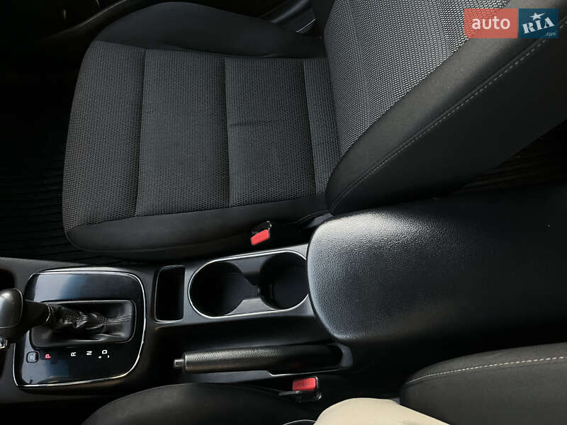 Седан Kia Forte 2016 в Львове