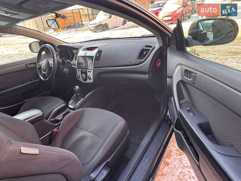 Купе Kia Forte 2011 в Харькове