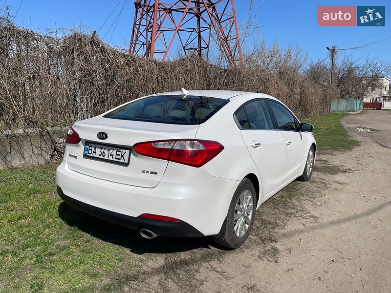 Седан Kia Forte 2014 в Александрие фото 4 Седан Kia Forte 2014 в Александрие