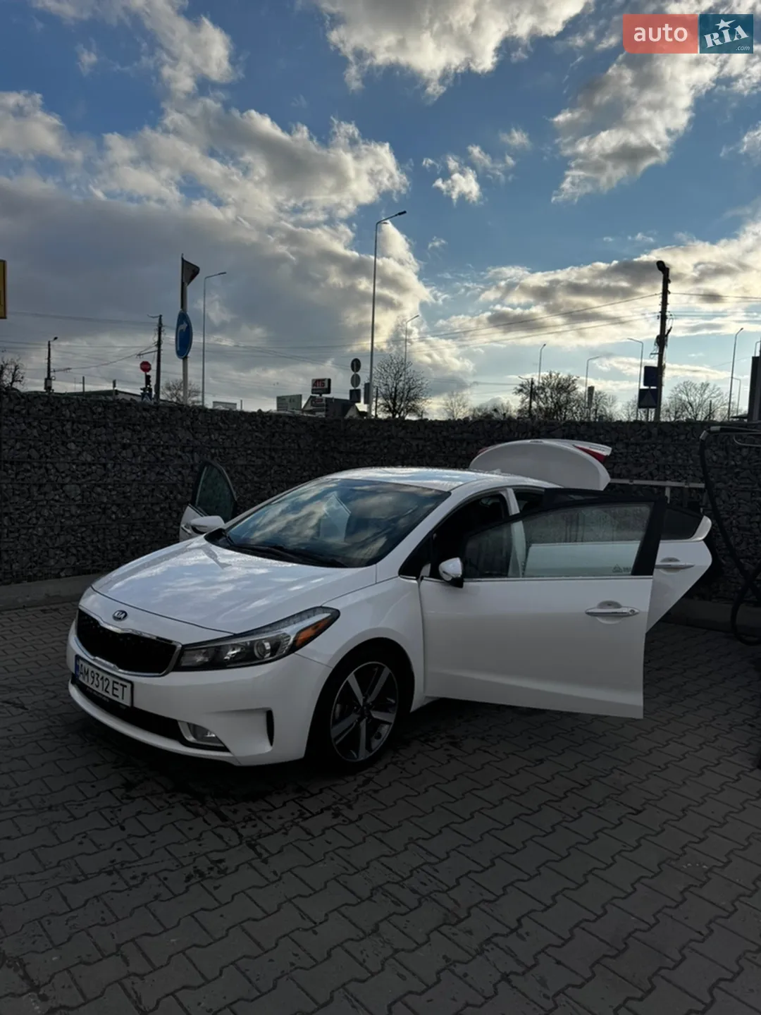 2016 Kia Forte - фото 1