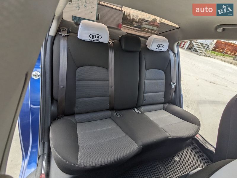 Седан Kia Forte 2017 в Кременчуге