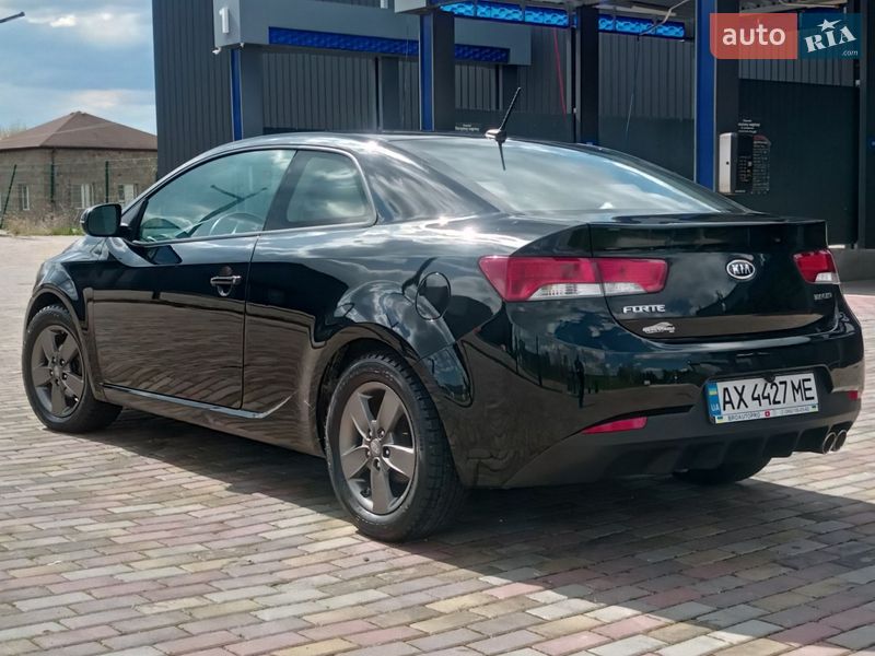 Купе Kia Forte 2011 в Харькове
