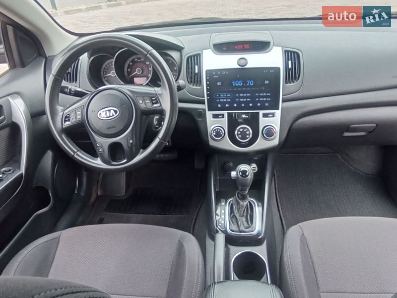 Купе Kia Forte 2011 в Харькове