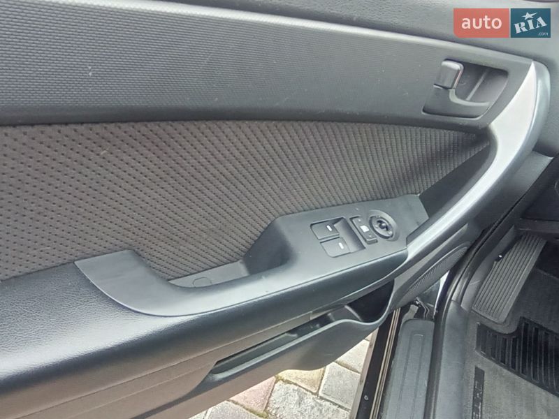 Купе Kia Forte 2011 в Харькове