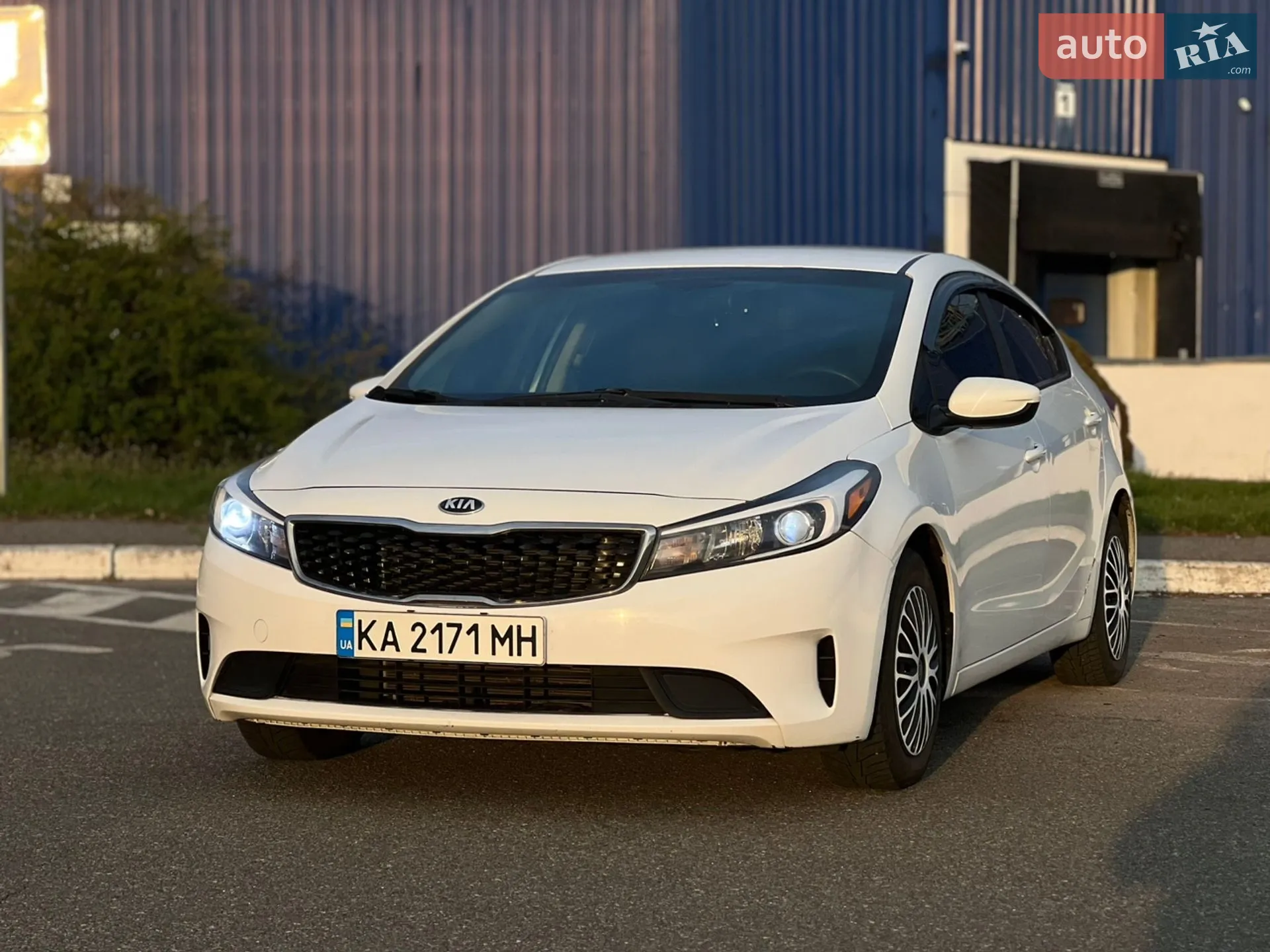 2016 Kia Forte - мініатюра 2