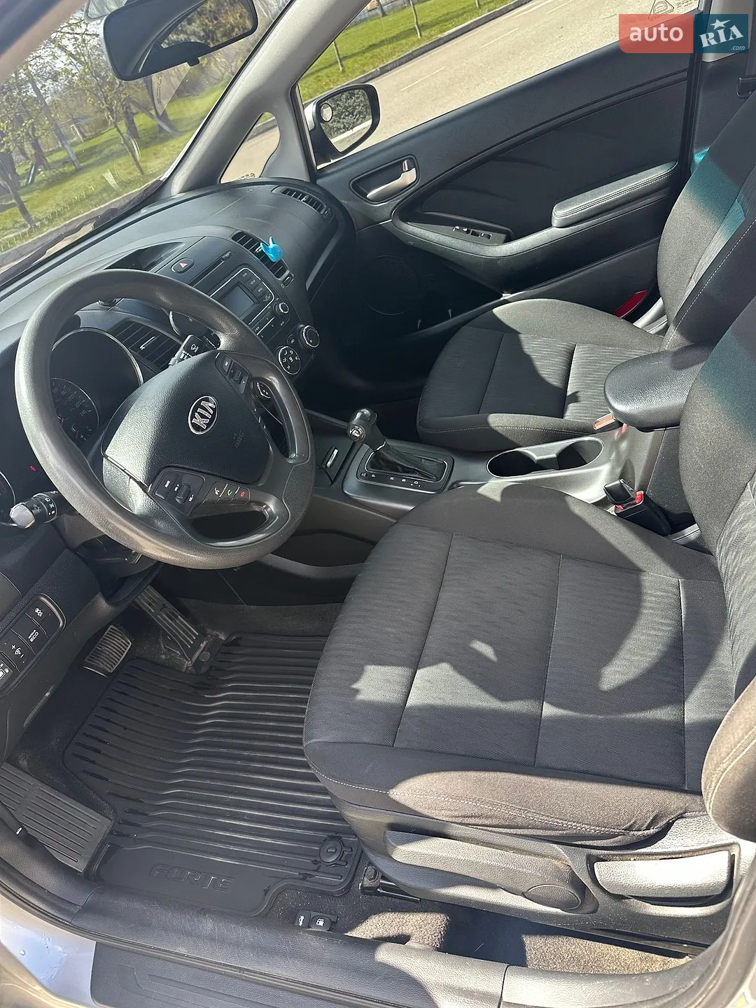 2013 Kia Forte - мініатюра 13