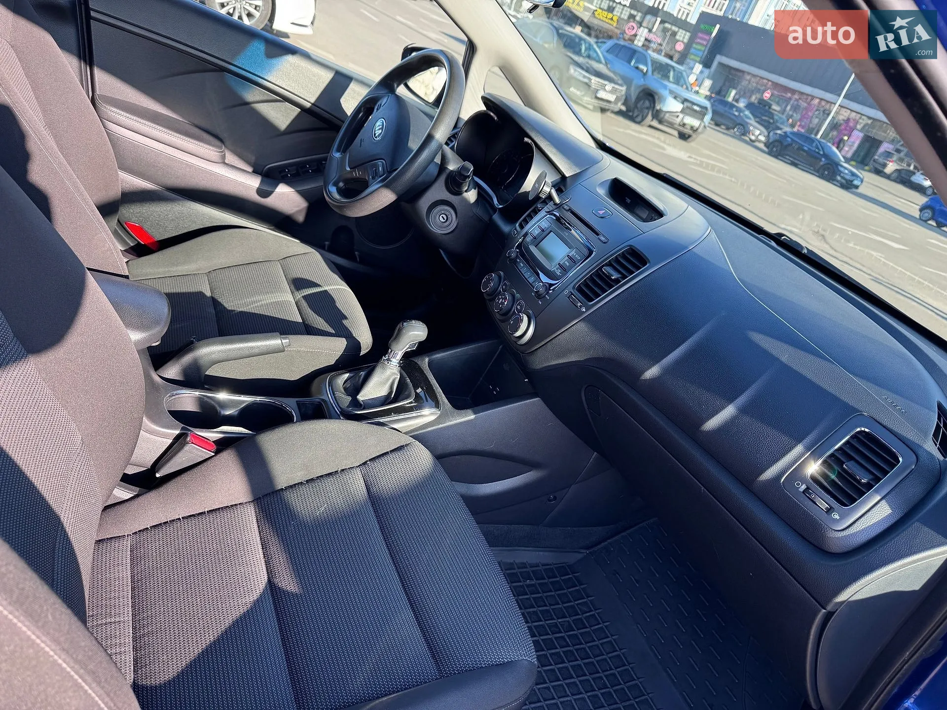 2016 Kia Forte - мініатюра 12