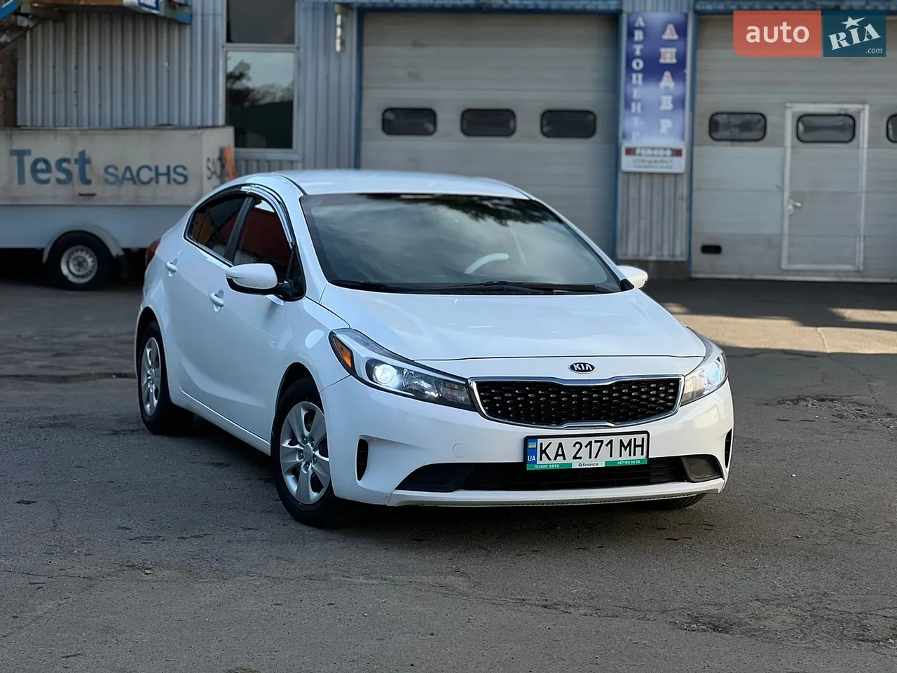 2016 Kia Forte - мініатюра 12