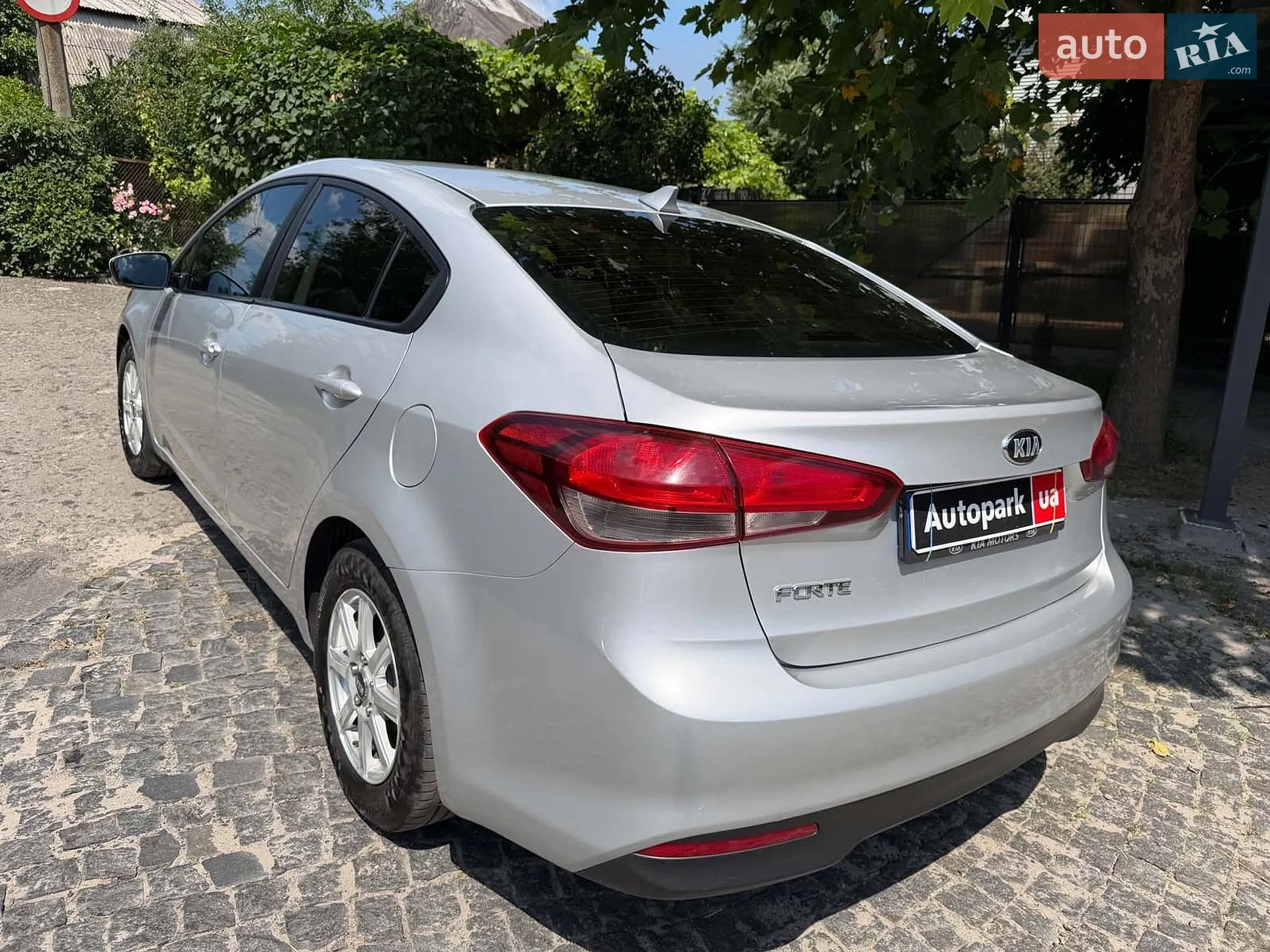 2016 Kia Forte - мініатюра 8