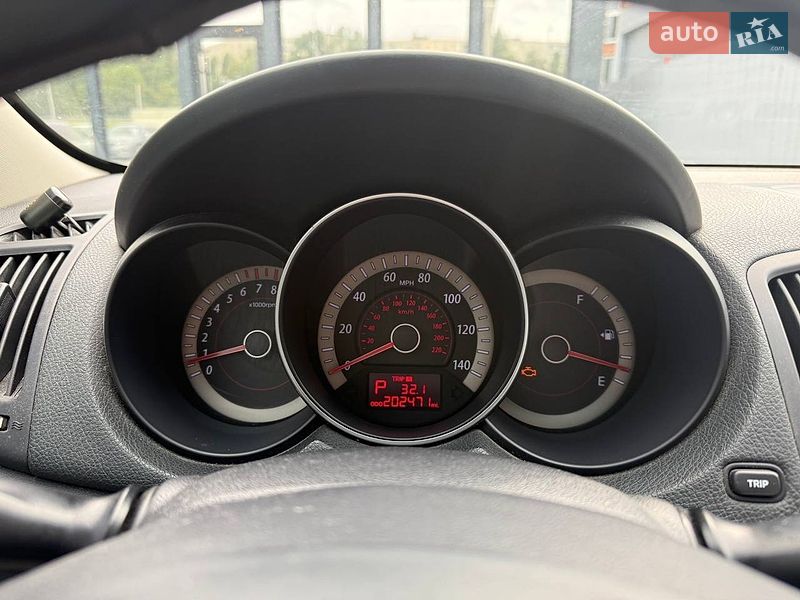 Седан Kia Forte 2009 в Киеве