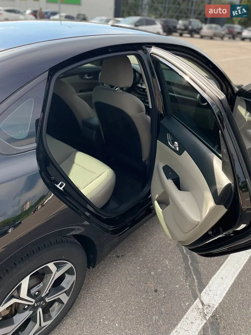 2018 Kia Forte - мініатюра 25