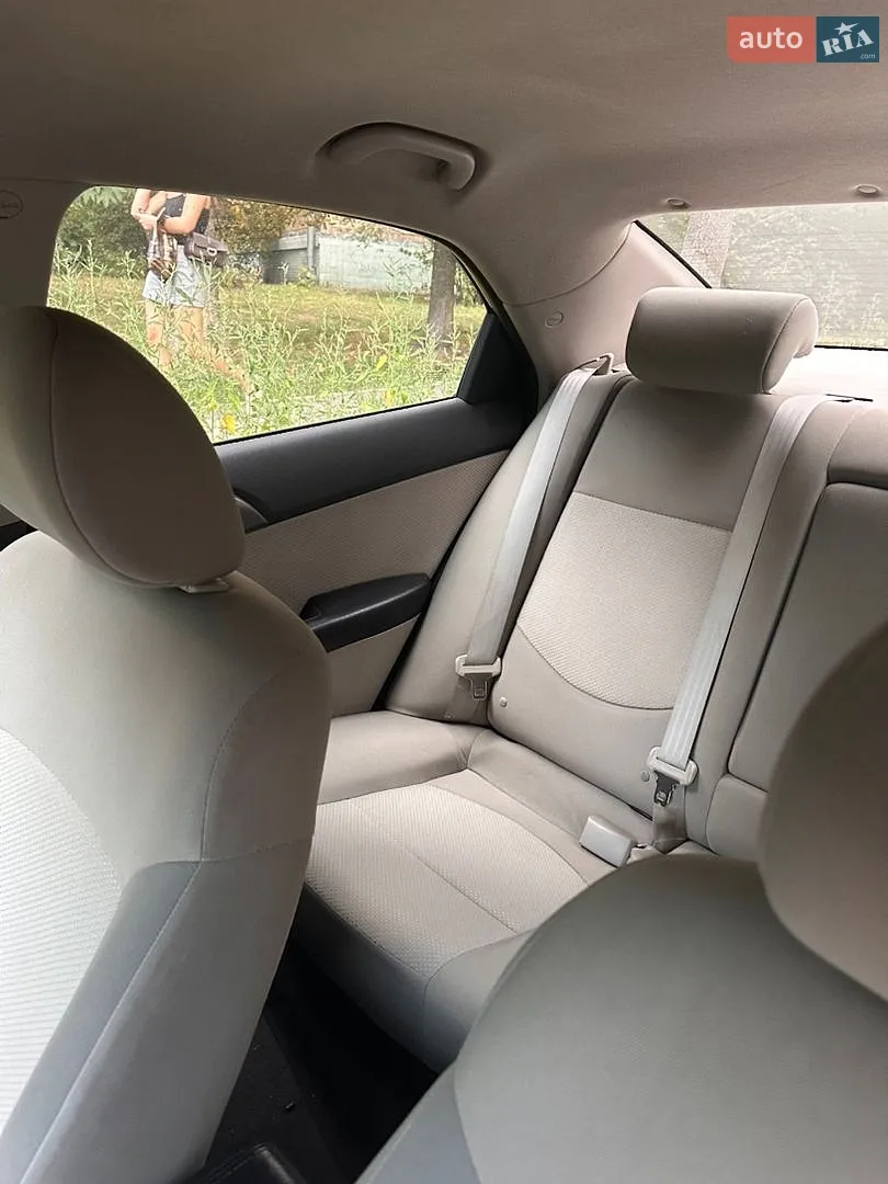 2012 Kia Forte - мініатюра 8