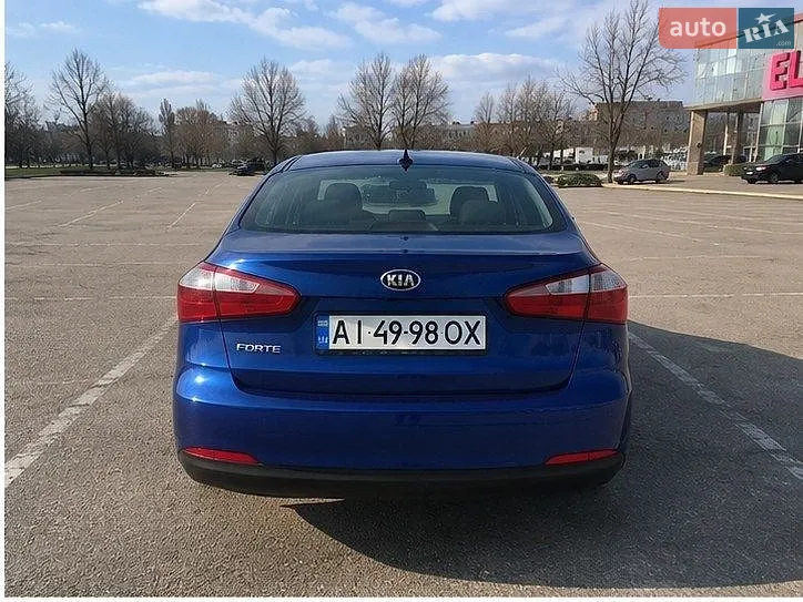 2016 Kia Forte - мініатюра 2