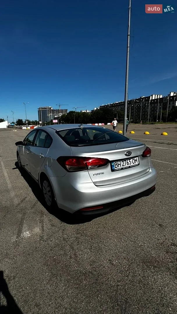 2016 Kia Forte - мініатюра 4