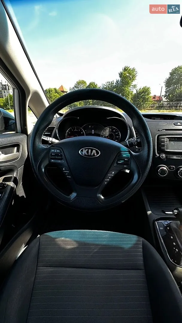 2016 Kia Forte - мініатюра 11