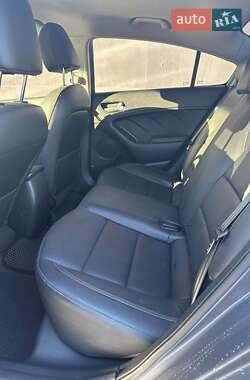 Седан Kia K3 2015 в Киеве
