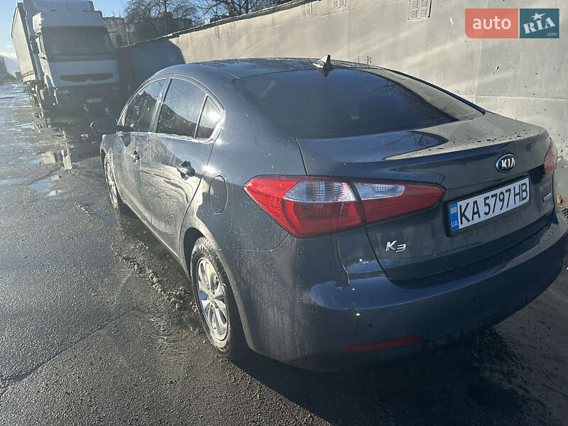 Седан Kia K3 2015 в Киеве