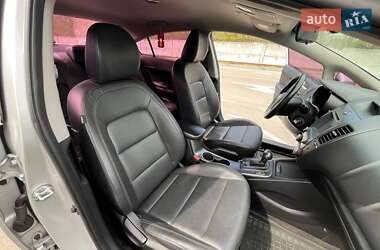 Седан Kia K3 2015 в 