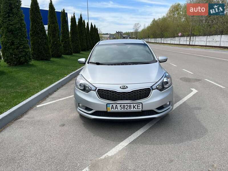 Седан Kia K3 2015 в Киеве