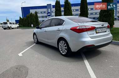 Седан Kia K3 2015 в 