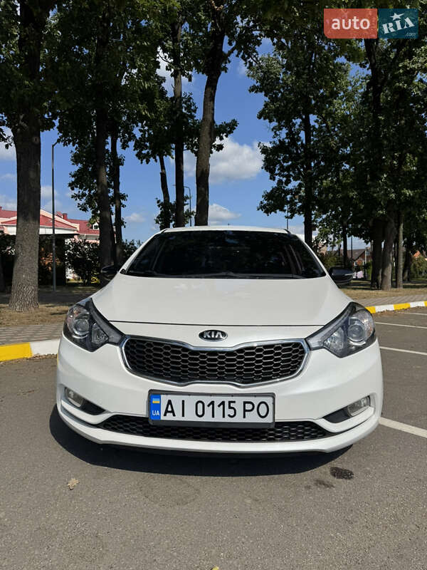 Хэтчбек Kia K3 2013 в Киеве