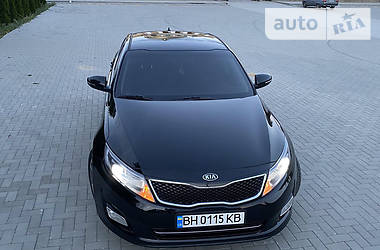 Седан Kia K5 2014 в Болграде