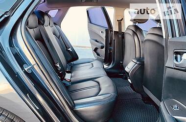 Седан Kia K5 2016 в 
