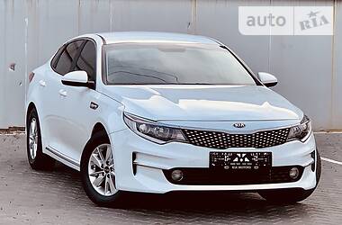 Седан Kia K5 2015 в Одесі