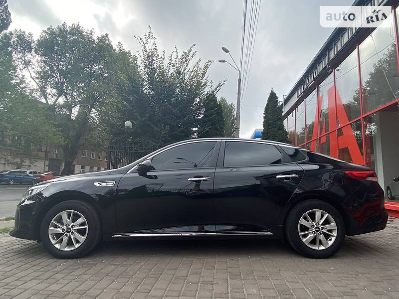 Седан Kia K5 2016 в Одесі