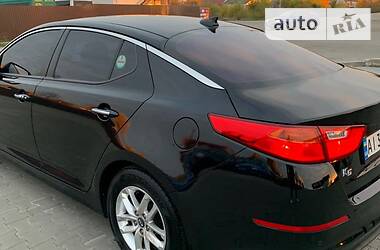 Седан Kia K5 2014 в 