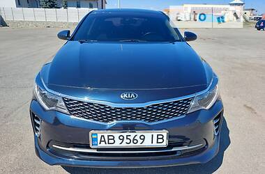 Седан Kia K5 2017 в Виннице