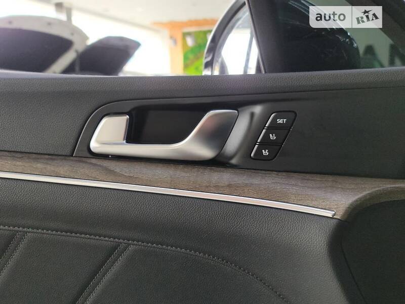 Седан Kia K5 2020 в Киеве