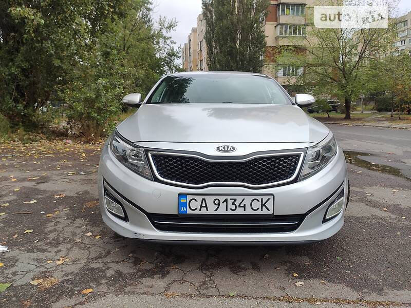 Седан Kia K5 2015 в Києві