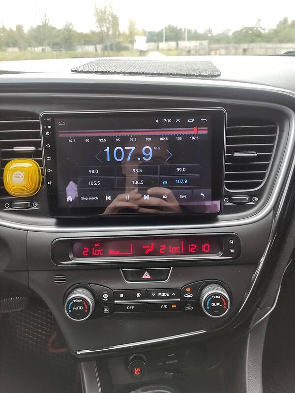 Седан Kia K5 2015 в Києві