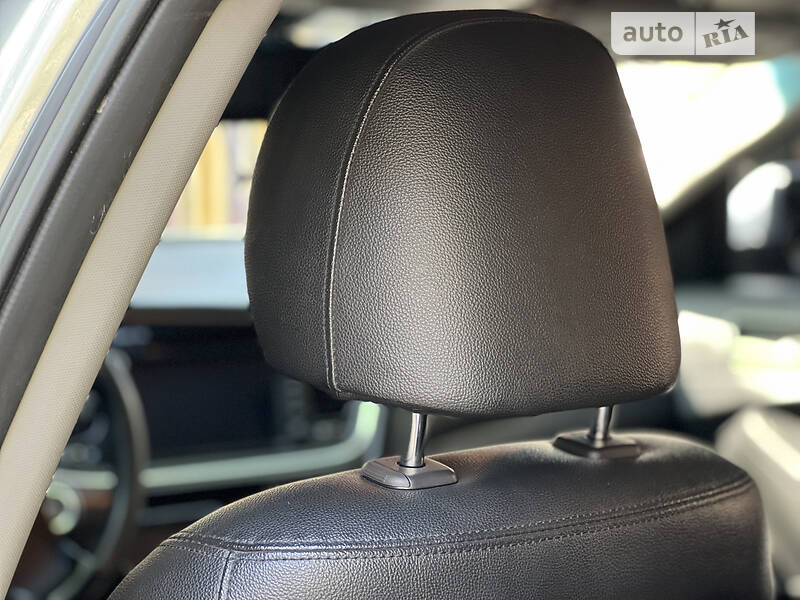 Седан Kia K5 2013 в Дніпрі