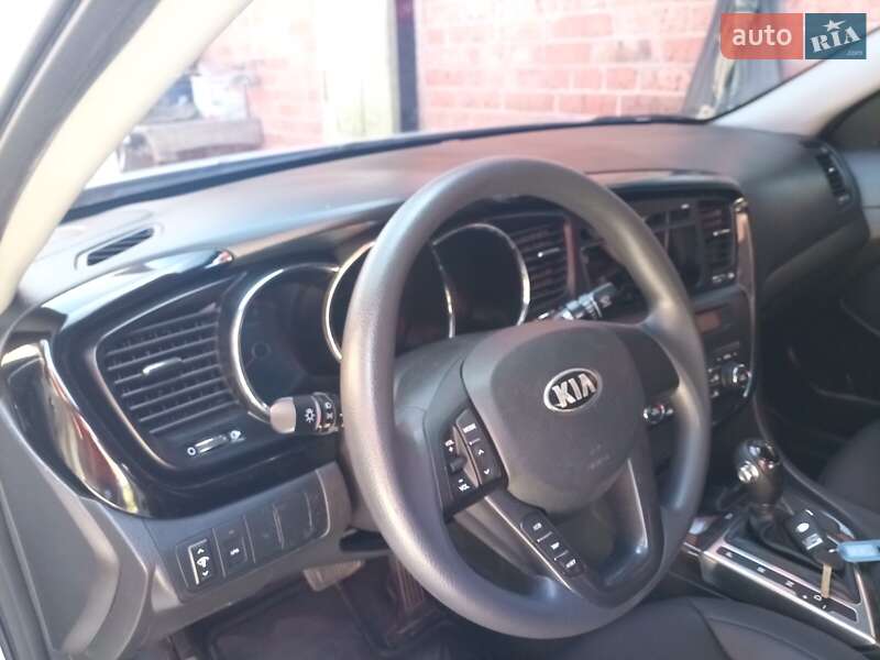 Kia K5 2012