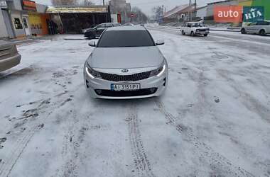 Седан Kia K5 2015 в Барышевке