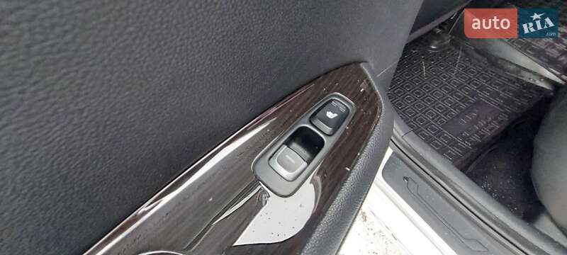 Седан Kia K5 2015 в Барышевке фото 21 Седан Kia K5 2015 в Барышевке