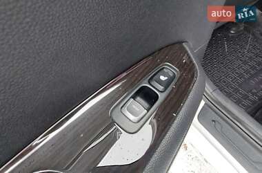 Седан Kia K5 2015 в 