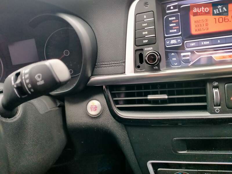 Седан Kia K5 2015 в Барышевке фото 41 Седан Kia K5 2015 в Барышевке